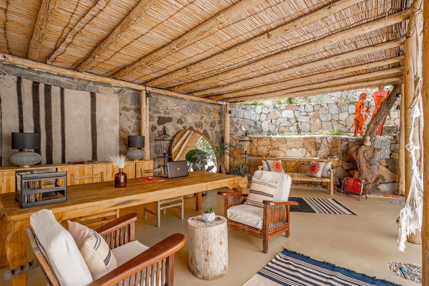 La Local Yalikavak Hotel Bodrum ภายนอก รูปภาพ