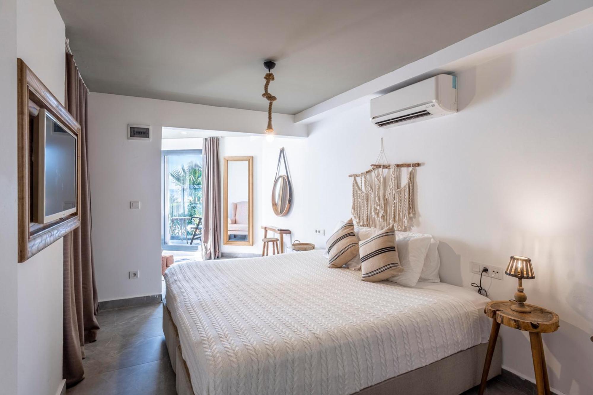 La Local Yalikavak Hotel Bodrum ภายนอก รูปภาพ