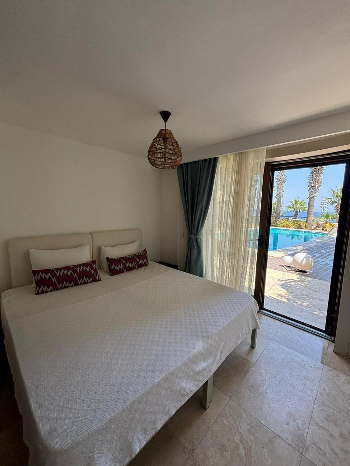 La Local Yalikavak Hotel Bodrum ภายนอก รูปภาพ