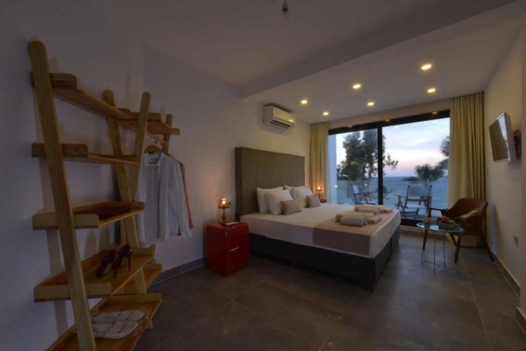 La Local Yalikavak Hotel Bodrum ภายนอก รูปภาพ